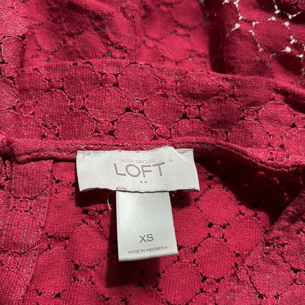 LOFT Eyelet Lace Cap Sleeve Top | Berry Red | 80% Cotton | Size XS - Picture 8 of 9